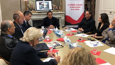 Véliocas: 100 écoles