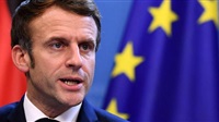 Macron annule son