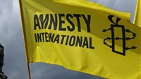 Amnesty appelle Macron