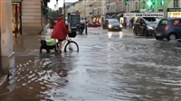 GRÊLE, FOUDRE, PLUIES: