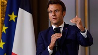 Emmanuel Macron confirme